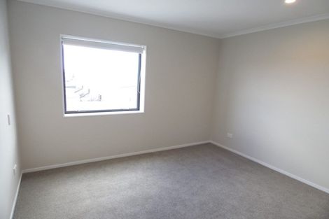 Photo of property in 25 De Havilland Road, Hobsonville, Auckland, 0618