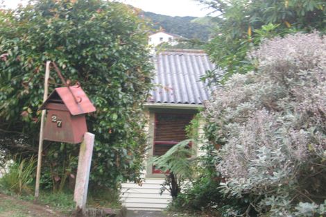 Photo of property in 27 Montgomery Avenue, Karori, Wellington, 6012