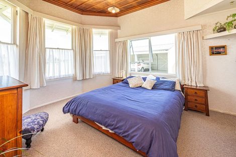 Photo of property in 23 Waitangi Road, Waverley, 4592