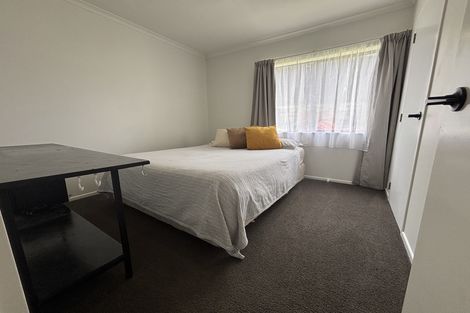 Photo of property in 20 Wallace Road, Ranui, Auckland, 0612