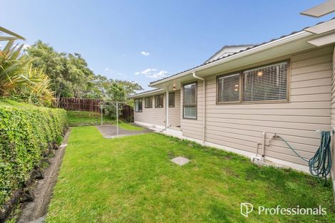 Photo of property in 14 Hibiscus Grove, Maungaraki, Lower Hutt, 5010