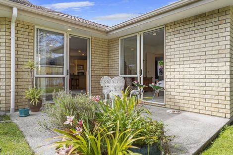 Photo of property in 6 Farnham Close, Rototuna North, Hamilton, 3210