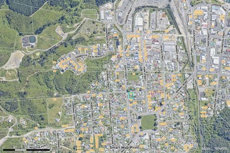 Photo of property in 16 Buller Street, Picton, 7220