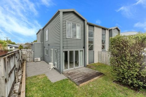 Photo of property in 27b Southsea Crescent, Silverdale, Hamilton, 3216
