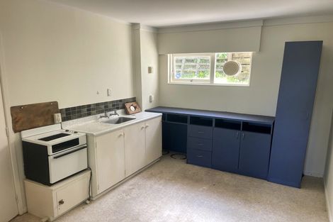 Photo of property in 63 Chelsea View Drive, Chatswood, Auckland, 0626