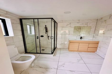 Photo of property in 60 Tiriwa Drive, Massey, Auckland, 0614