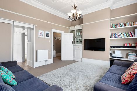 Photo of property in 1 Granville Terrace, Belleknowes, Dunedin, 9011