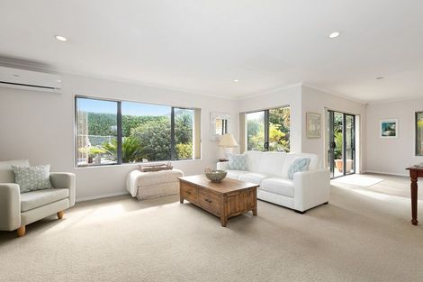 Photo of property in 6 Evansbel Place, Papamoa Beach, Papamoa, 3118