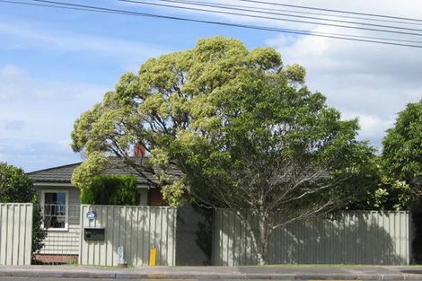 Photo of property in 201 Beach Road, Campbells Bay, Auckland, 0630