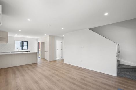Photo of property in 19 Earlsworth Road, Mangere East, Auckland, 2024