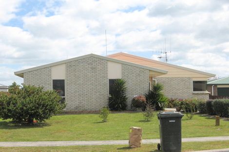 Photo of property in 3 Crisp Drive, Papamoa Beach, Papamoa, 3118