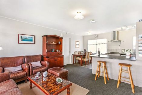 Photo of property in 1/6 Wayne Drive, Mangere, Auckland, 2022