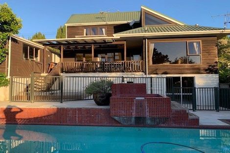 Photo of property in 1/38 Heathcote Road, Castor Bay, Auckland, 0620