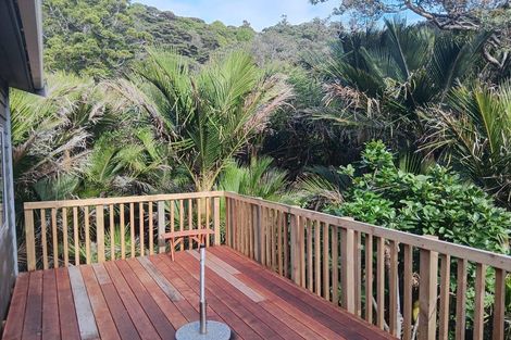 Photo of property in 6-8 Sylvan Glade, Piha, New Lynn, 0772
