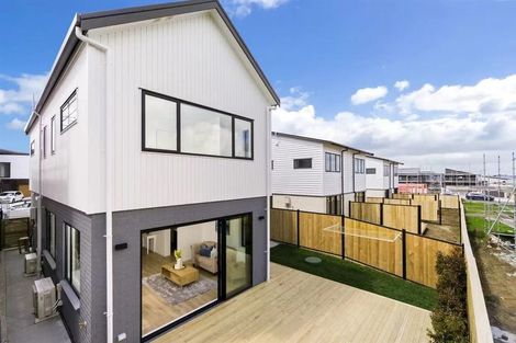 Photo of property in 5 Ocean Breeze Avenue, Hobsonville, Auckland, 0616