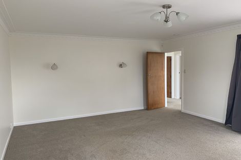 Photo of property in 98 Oakdale Road, Mount Roskill, Auckland, 1041