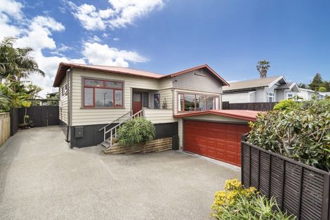 Photo of property in 50a Ngataringa Road, Devonport, Auckland, 0624