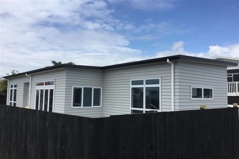 Photo of property in 13620l Papamoa Beach Road, Bethlehem, Tauranga, 3110