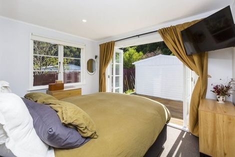 Photo of property in 43 Gillespies Road, Birchville, Upper Hutt, 5018
