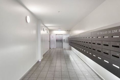 Photo of property in City Lodge, 507/115 Vivian Street, Te Aro, Wellington, 6011