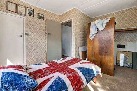 Photo of property in 29 Simons Street, Moturoa, New Plymouth, 4310