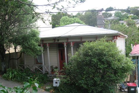 Photo of property in 16 Devon Street, Aro Valley, Wellington, 6021