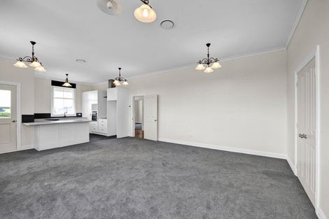 Photo of property in 5317 Mountain Road, Eltham, 4398