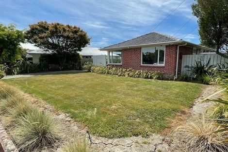 Photo of property in 6 Sevenoaks Drive, Bryndwr, Christchurch, 8053