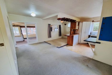 Photo of property in 4 Brian Crescent, Stanmore Bay, Whangaparaoa, 0932