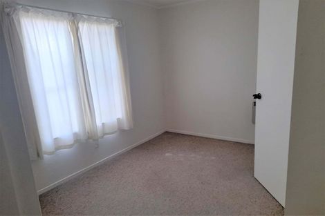 Photo of property in 1/29 De Quincey Terrace, Highland Park, Auckland, 2010