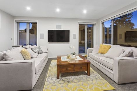 Photo of property in 7 Mill Grove, Riverhead, 0820