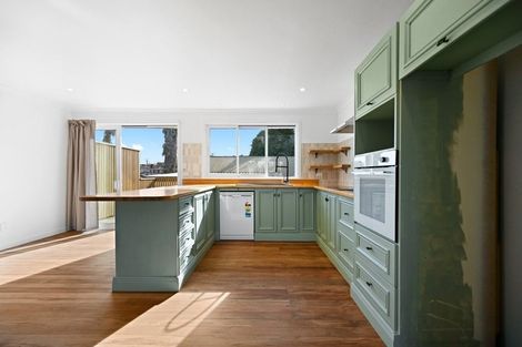 Photo of property in 62 Mount View Road, Melville, Hamilton, 3206