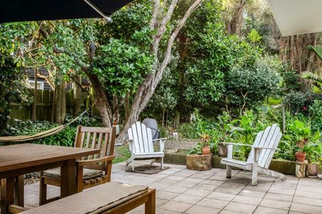 Photo of property in 43 Moana Road, Okitu, Gisborne, 4010