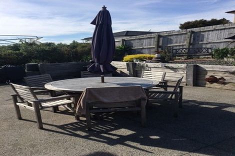 Photo of property in 25 Brightside Road, Stanmore Bay, Whangaparaoa, 0932