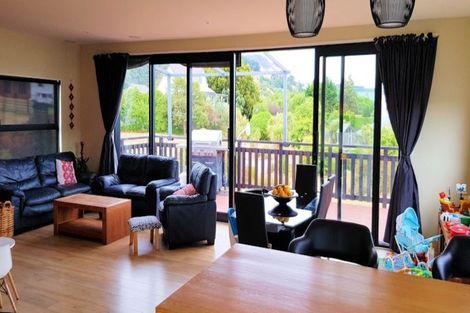 Photo of property in 9 Takutai Place, Diamond Harbour, Lyttelton, 8971