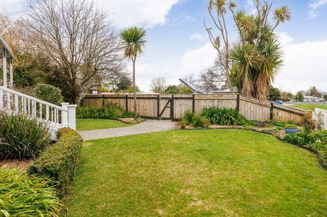 Photo of property in 11 Kings Court, Roslyn, Palmerston North, 4414
