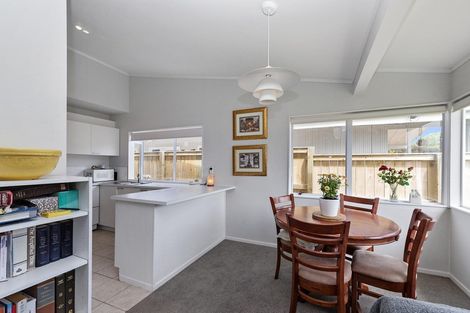 Photo of property in 97a Tiroroa Avenue, Te Atatu South, Auckland, 0610