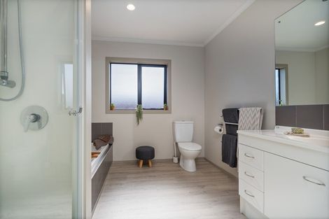 Photo of property in 13 Cobham Lane, Whitianga, 3510