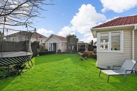 Photo of property in 41 Aliford Avenue, One Tree Hill, Auckland, 1061