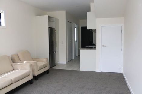 Photo of property in 1 Glen Evans Crescent, Fairfield, Lower Hutt, 5011