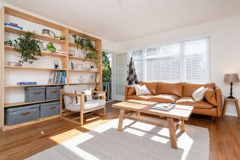 Photo of property in 4b Guthrie Road, Havelock North, 4130