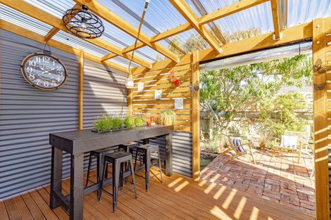 Photo of property in 96 Alma Road, Gonville, Whanganui, 4501