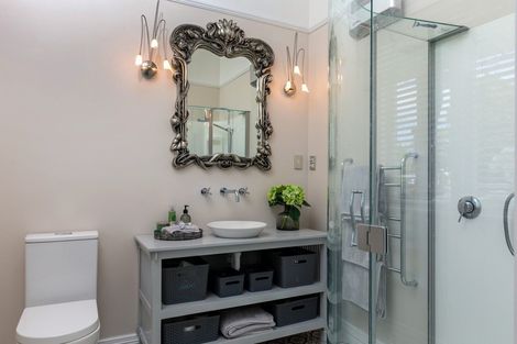 Photo of property in 16 Lee Street, Blenheim, 7201