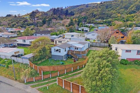 Photo of property in 42 Parenga Street, Wainuiomata, Lower Hutt, 5014