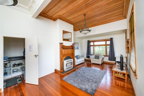Photo of property in 348 College Street, West End, Palmerston North, 4410