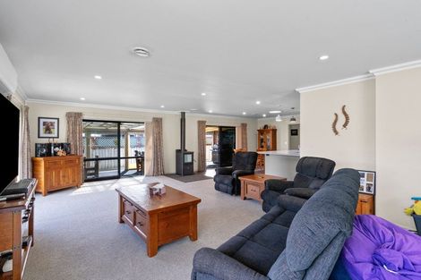 Photo of property in 10 Burnfield Way, Levin, 5510