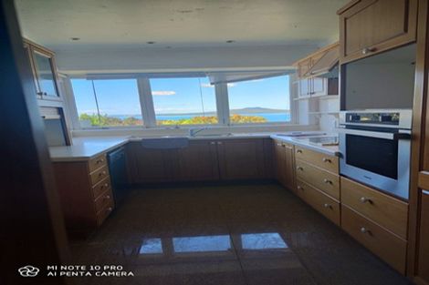 Photo of property in 9 Midway Avenue, Castor Bay, Auckland, 0620