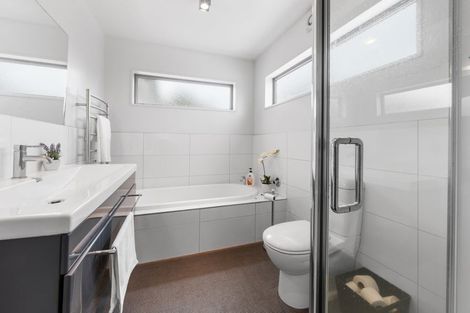 Photo of property in 5 Armour Place, Halswell, Christchurch, 8025