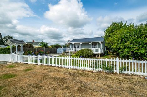 Photo of property in 10 Hillary Street, Waimate, 7924