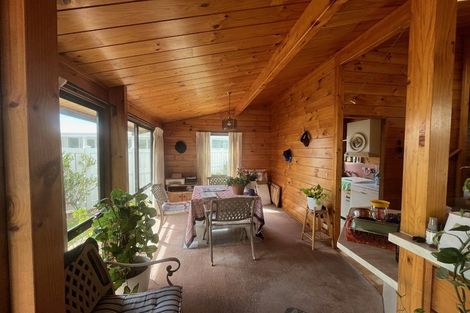 Photo of property in 2/27 Motuora Road, Manly, Whangaparaoa, 0930